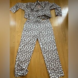 Victoria's Secret Leopard Print Pajama Set